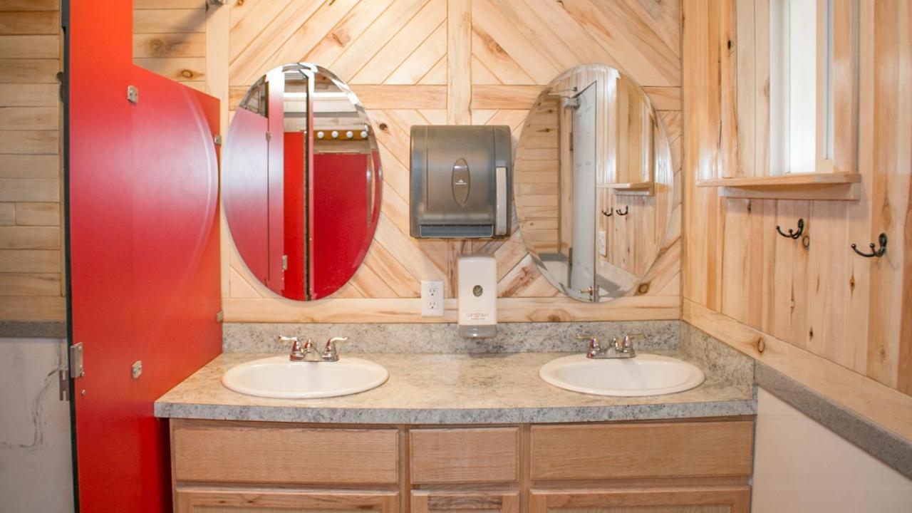 Outdoor Glamping Jayco Rv Ok35 Lejlighed Moab Eksteriør billede