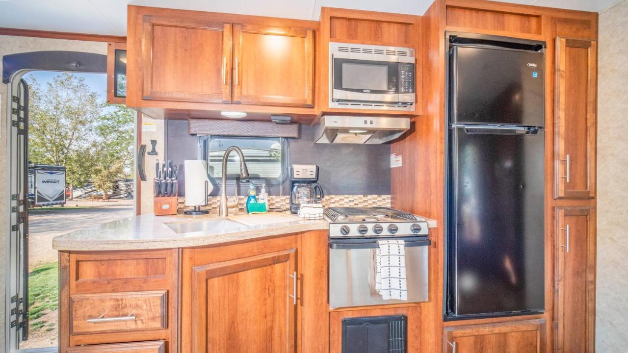 Outdoor Glamping Jayco Rv Ok35 Lejlighed Moab Eksteriør billede