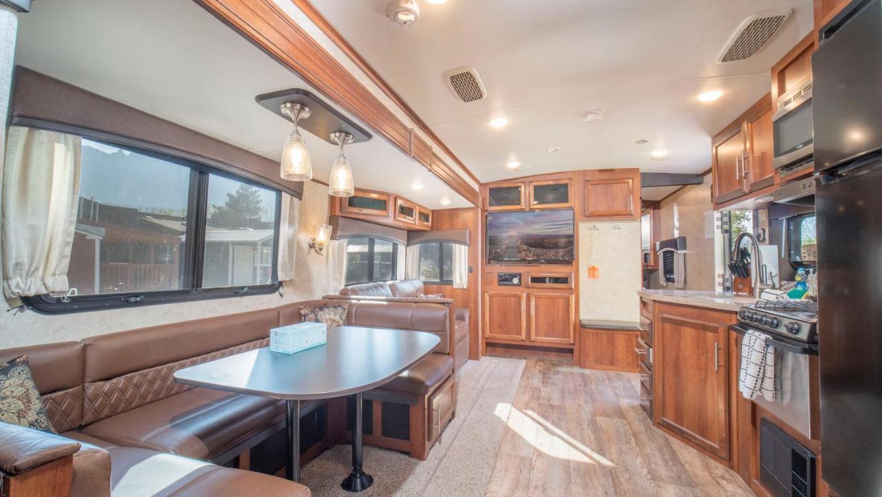 Outdoor Glamping Jayco Rv Ok35 Lejlighed Moab Eksteriør billede