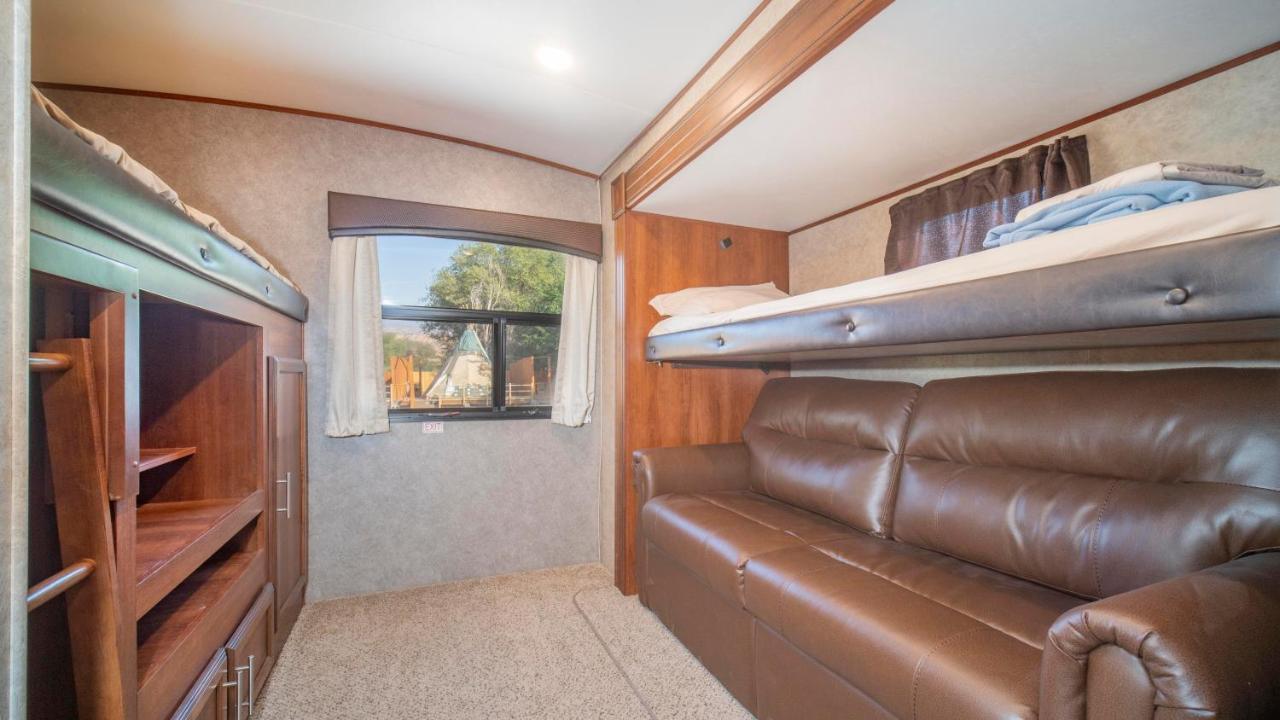 Outdoor Glamping Jayco Rv Ok35 Lejlighed Moab Eksteriør billede